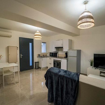Appartement Des Carmes Nîmes Exterior photo