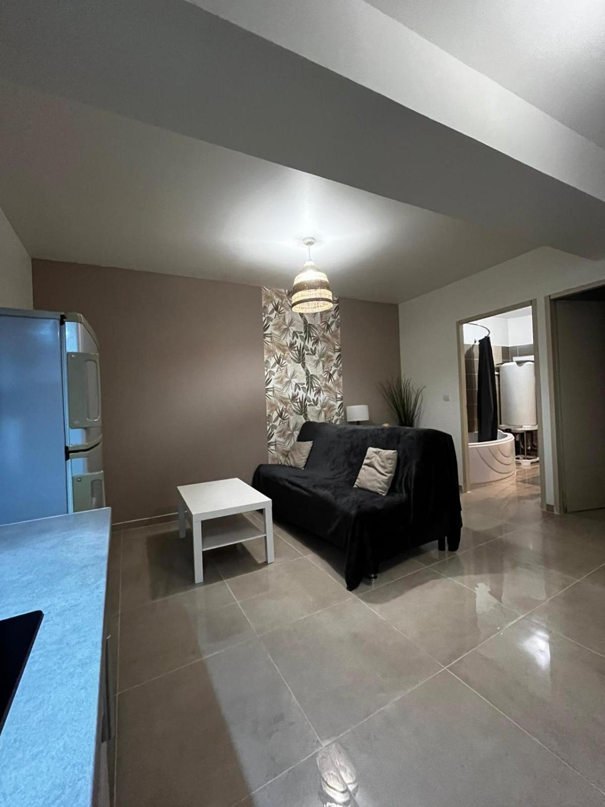 Appartement Des Carmes Nîmes Exterior photo